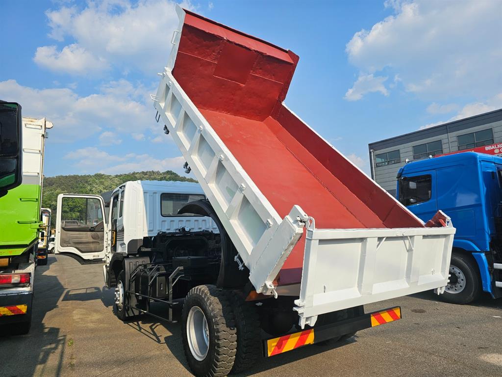 현대 8톤 덤프트럭 2002년식 주행 50,000km 중고 화물차 상세 이미지 7