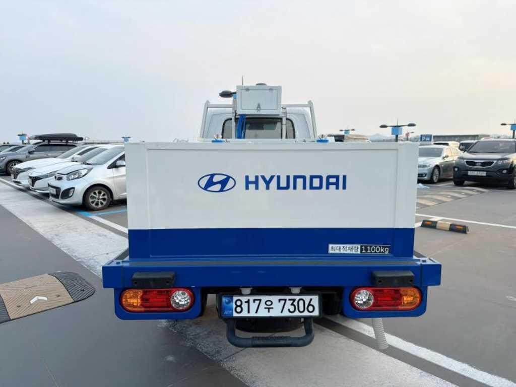 현대 포터2 1톤 LPG 활어차 2025년식 주행 7,391km 중고 화물차 상세 이미지 5