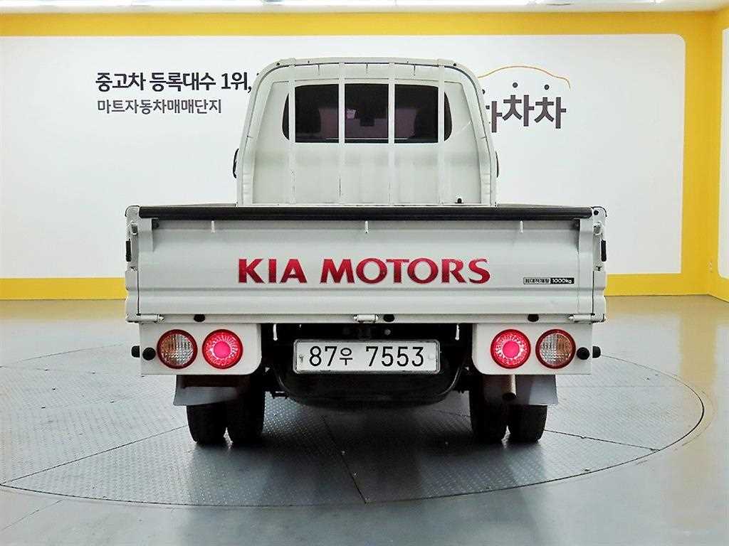 기아 봉고3 1톤 킹캡 초장축 카고 2017년식 주행 300,985km 중고 화물차 상세 이미지 3