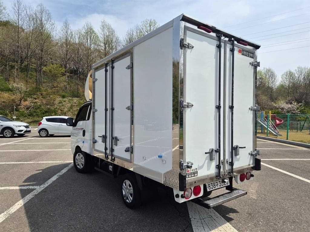 기아 더뉴봉고3 1톤 하이냉동탑 듀얼컴프 2022년식 주행 165,645km 중고 화물차 상세 이미지 5