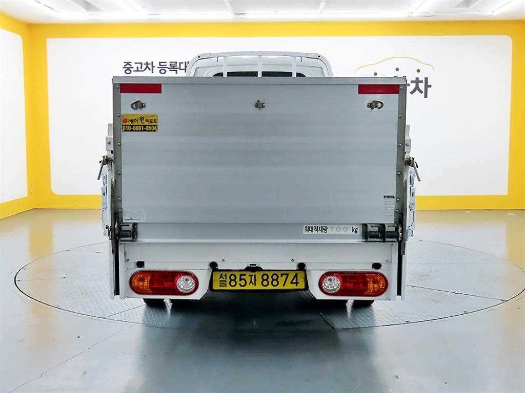 현대 포터2 1톤 무사고 LPG 파워게이트 중고 화물차 카고 2024 주행 113,903km 상세 이미지 3