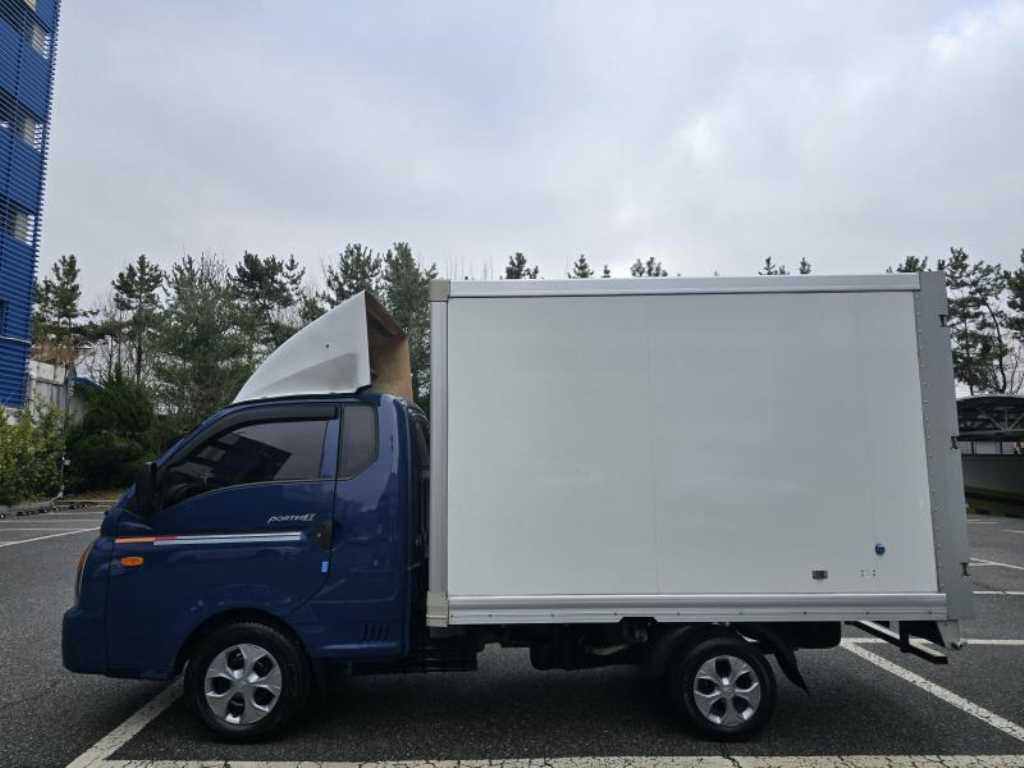 현대 포터2 1톤 하이 익스내장탑 2018년식 주행 141,776km 중고 화물차 익스탑 상세 이미지 4
