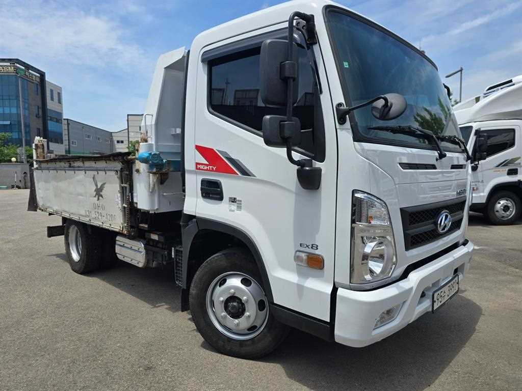 2023년형 주행 23,192km 현대 마이티 3.5톤 정품 덤프 중고 화물차 상세 이미지 3