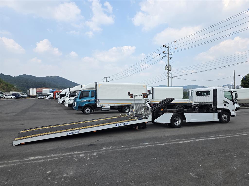 현대 3.5톤 저각 셀프로더 2021년식 주행 2,298km 중고 화물차 상세 이미지 12