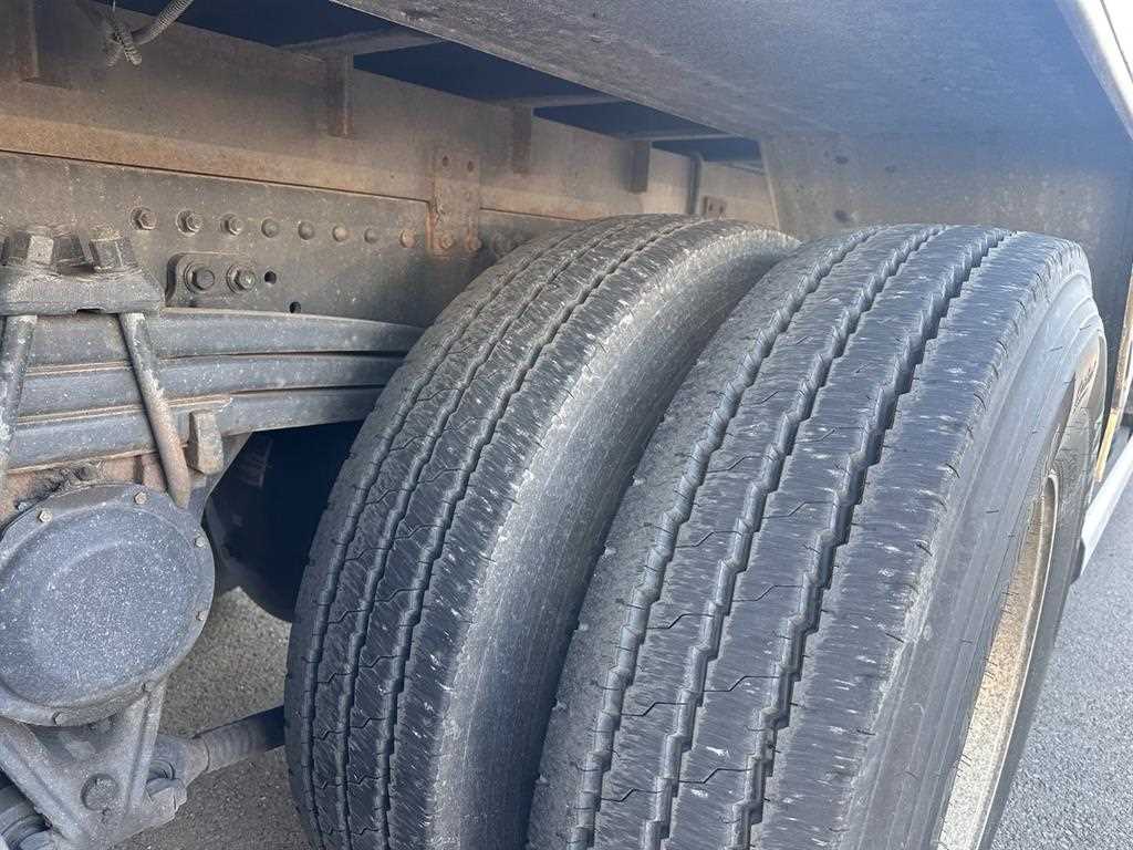 현대 엑시언트 14.5톤 원쓰리 컨테이너형 냉동탑 2019년식 주행 410,873km 중고 화물차 상세 이미지 11