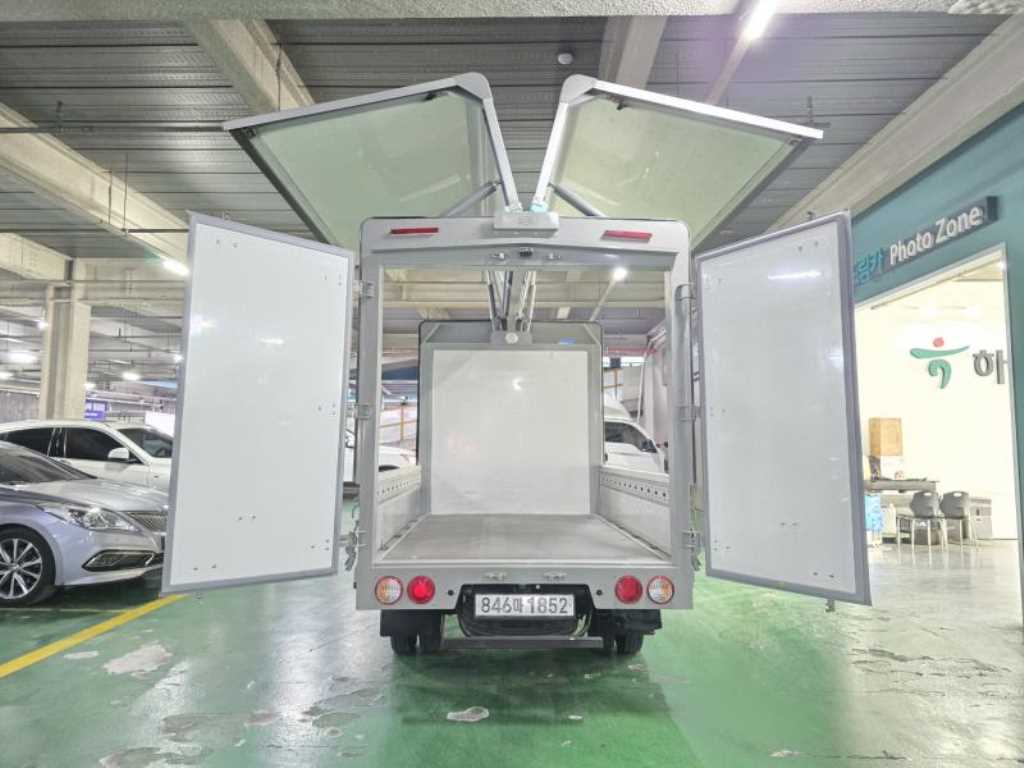 기아 더뉴봉고3 1톤 전동식 윙바디 2022년식 주행 18,438km 중고 화물차 상세 이미지 11