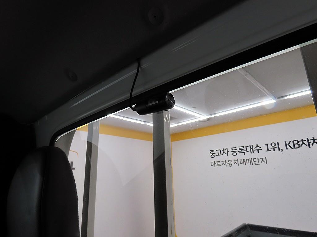 기아 더뉴봉고3 1톤 더블캡 초장축 카고 2022년식 주행 89,172km 중고 트럭 상세 이미지 16