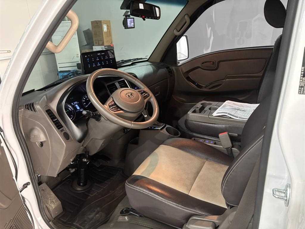현대 포터2 EV 1톤 하이내장탑 2023년식 주행 18,390km 중고 화물차 상세 이미지 15