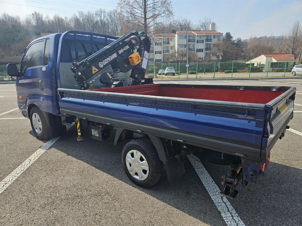 기아 더뉴봉고3 1톤 동해433L 크레인 2022년식 주행 45,595km 중고 트럭 상세 이미지 5