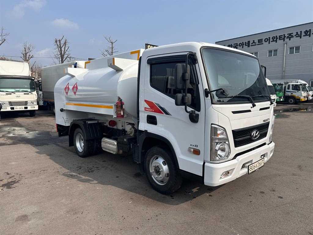 3.5톤 홈로리 탱크로리 2023년식 주행 196,442km 중고 화물차 홈/탱크로리 상세 이미지 8
