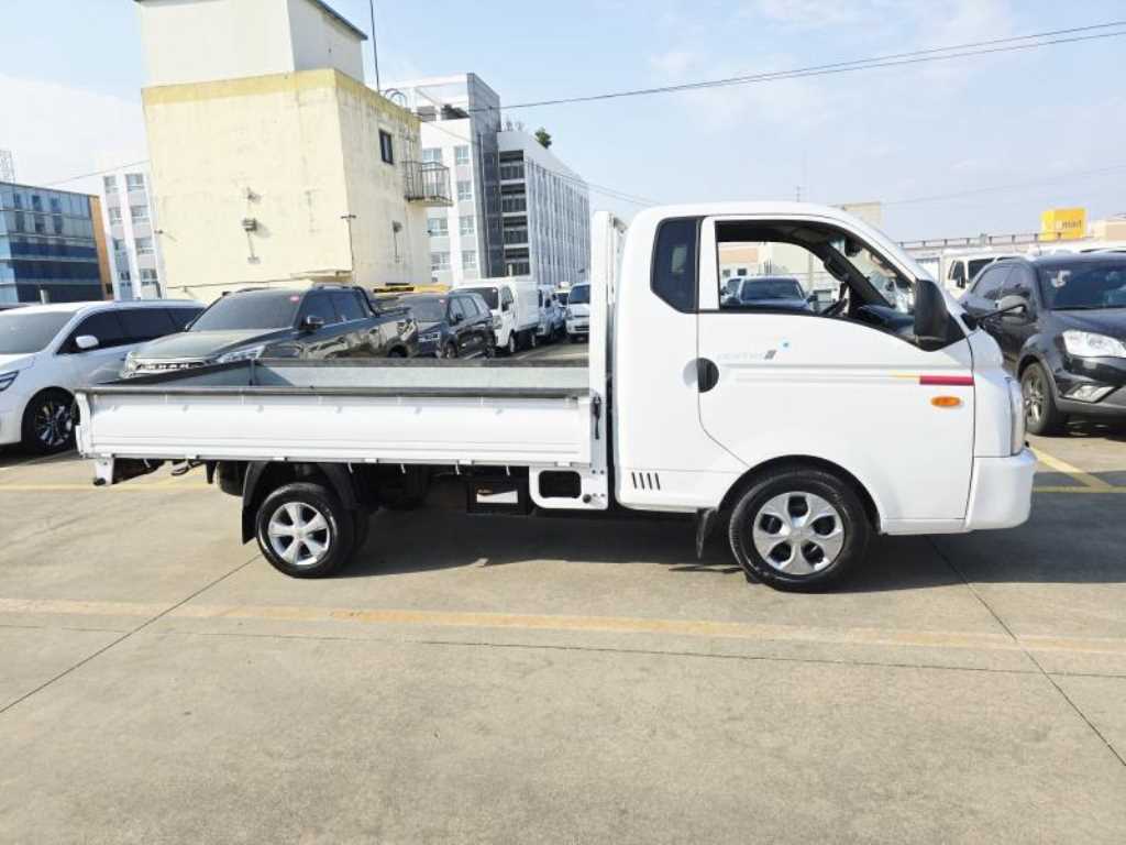 현대 포터2 1톤 초장축 슈퍼캡 카고 2020년식 주행 112,504km 중고 트럭 상세 이미지 4