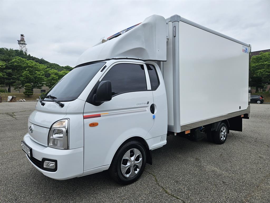 현대 포터2 1톤 3파렛트 하이냉동탑 중고 화물차 2022 주행 34,690km 상세 이미지 2