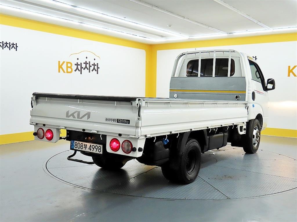 기아 더뉴봉고3 1.2톤 무사고 카고 중고 화물차 2023 주행 70,110km 상세 이미지 4