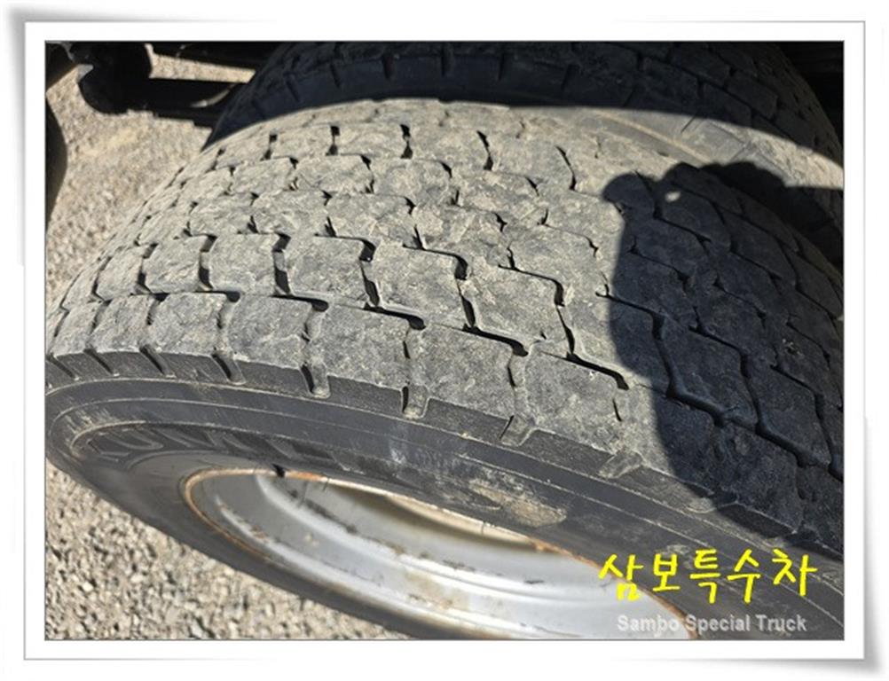 현대 메가트럭 5톤 덤프 2003년식 중고 화물차 2003-01 주행 911,986km 상세 이미지 11